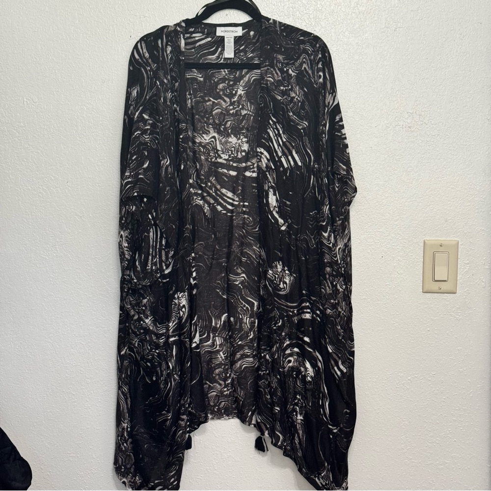 Nordstrom Women's Tassel Kimono Duster Cardigan Black White One Size - Picture 5 of 7
